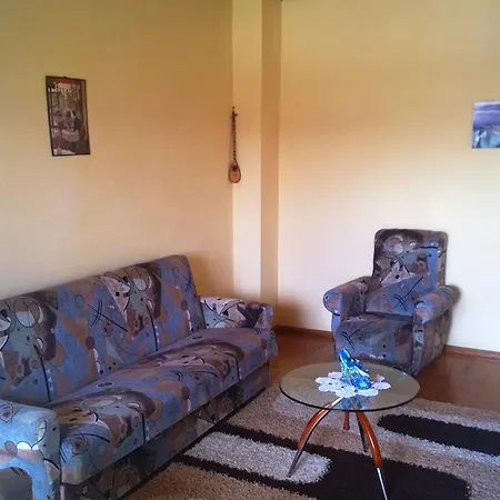 Xharshe Hostel Korce