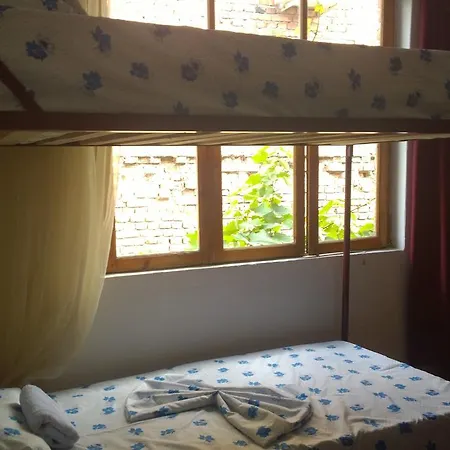 Xharshe Hostel *