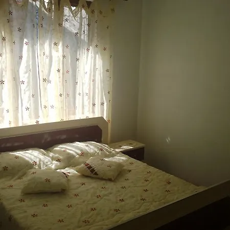Xharshe Hostel